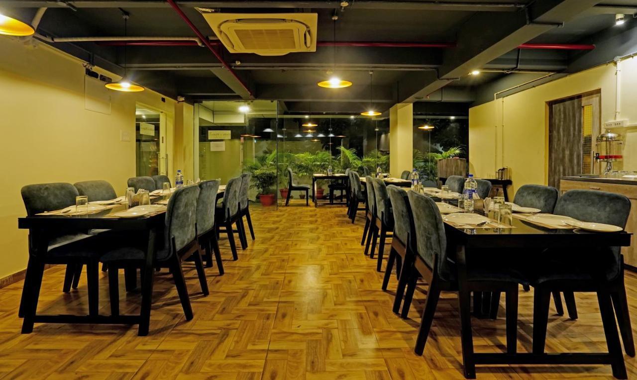 Treebo Golden Nest Hotel Bhuvanesvar Kültér fotó