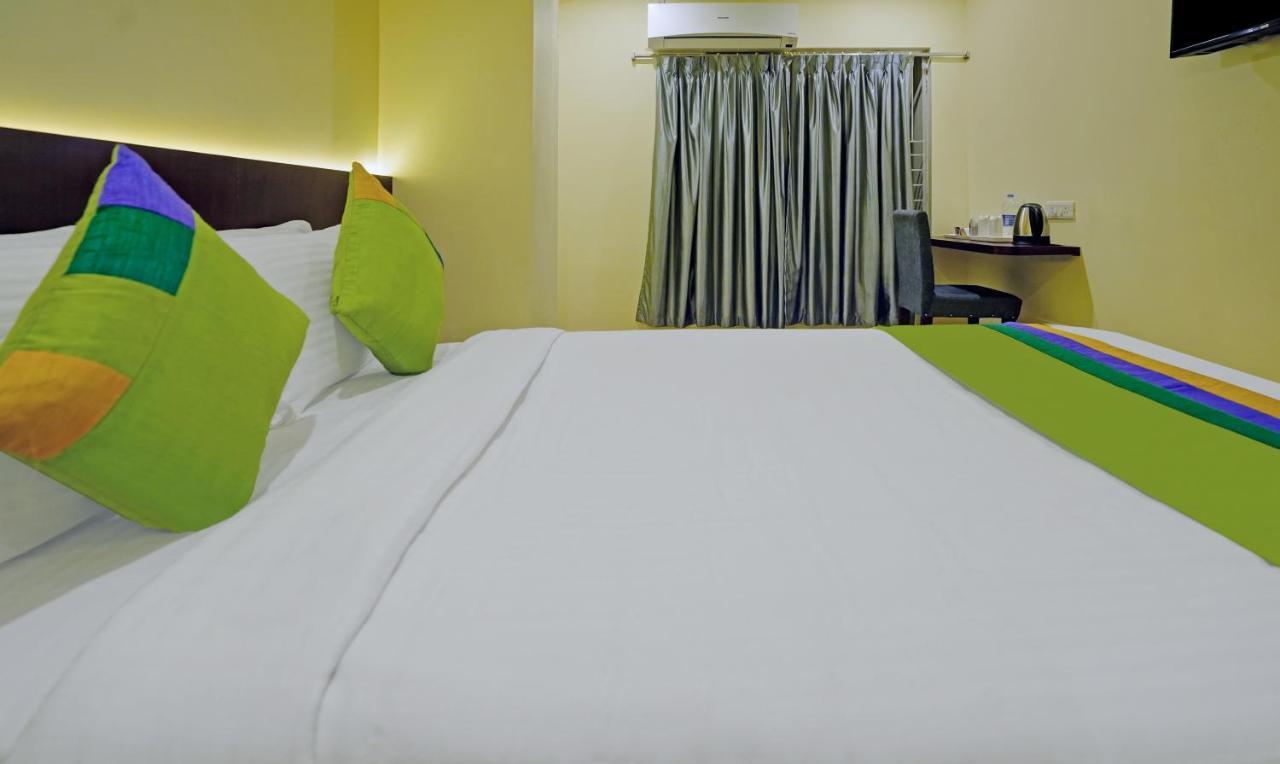 Treebo Golden Nest Hotel Bhuvanesvar Kültér fotó